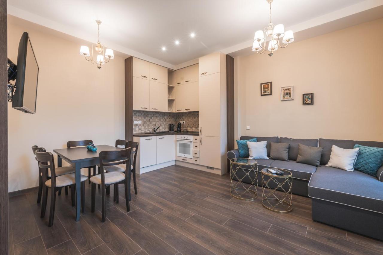 1001 Nights - 2bd Luxury In Apartament